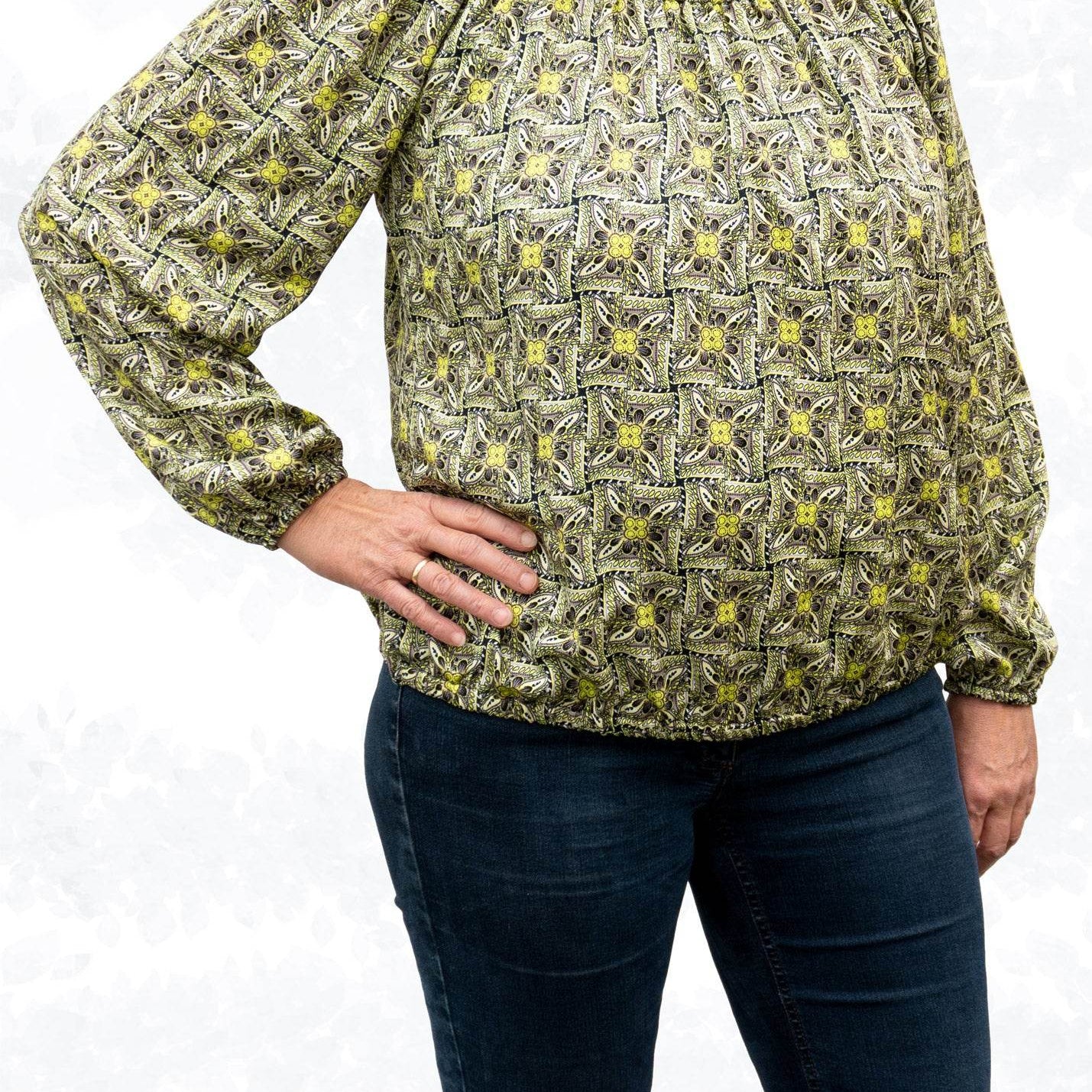Schnittmuster Ida – Carmenbluse mit Gummizug und Volantärmeln Gr.34-50/ BU 80-116 - Sewando