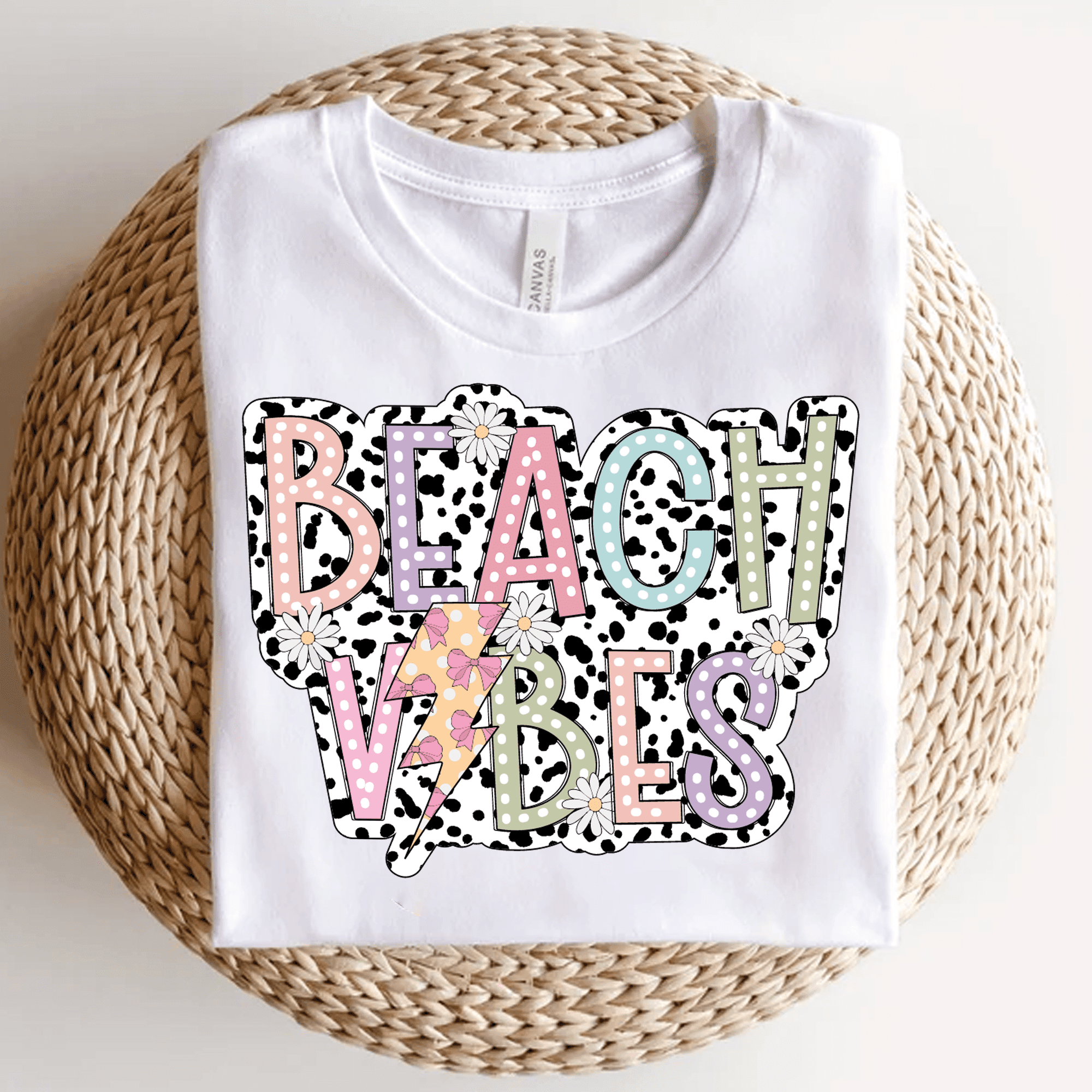 Beach Vibes – Pastell Bügelbild mit Leo & Blitz (PNG) - Sewando
