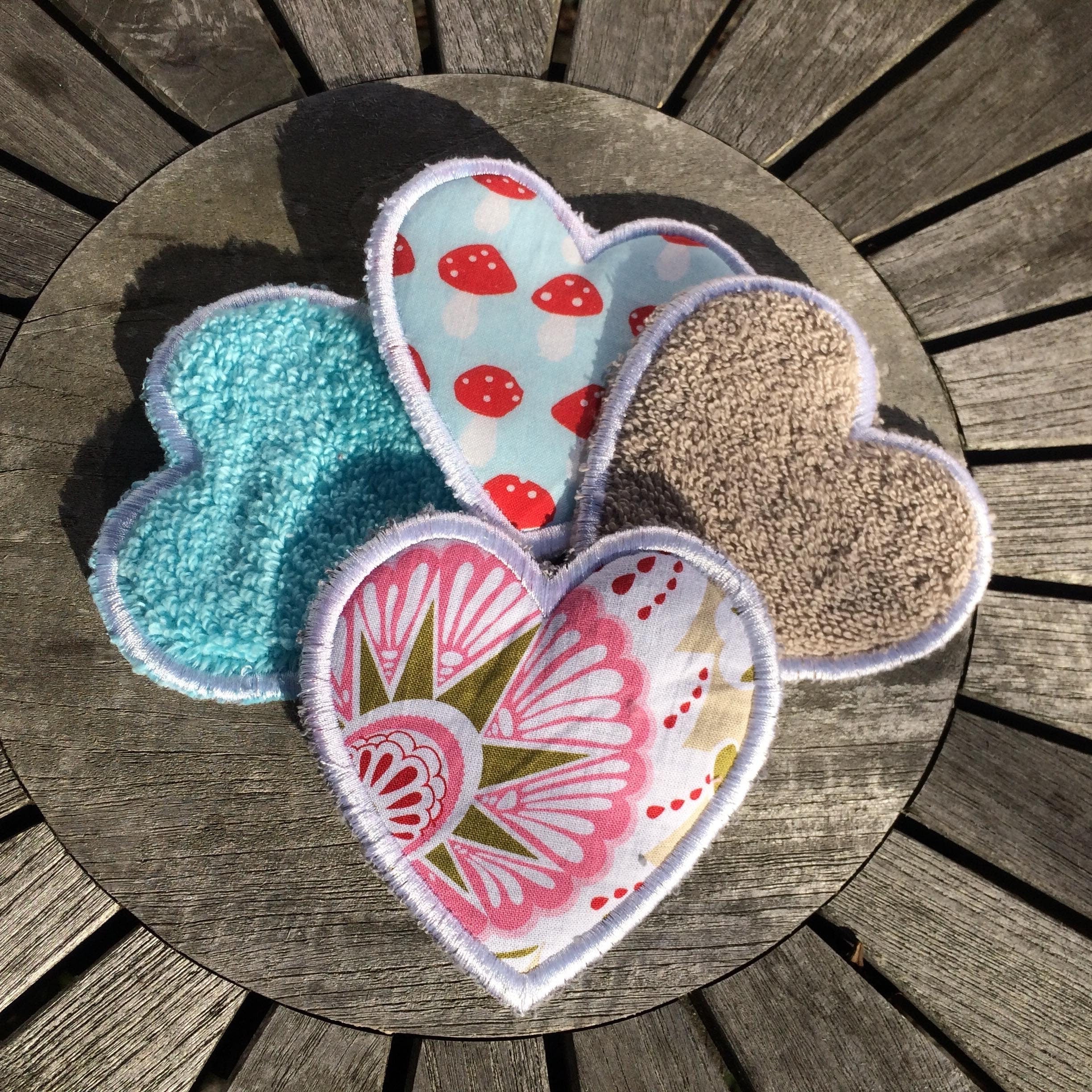 Abschminkpad Herz Stickdatei ITH 10x10 cm Waschpad Pad Liebe - Sewando