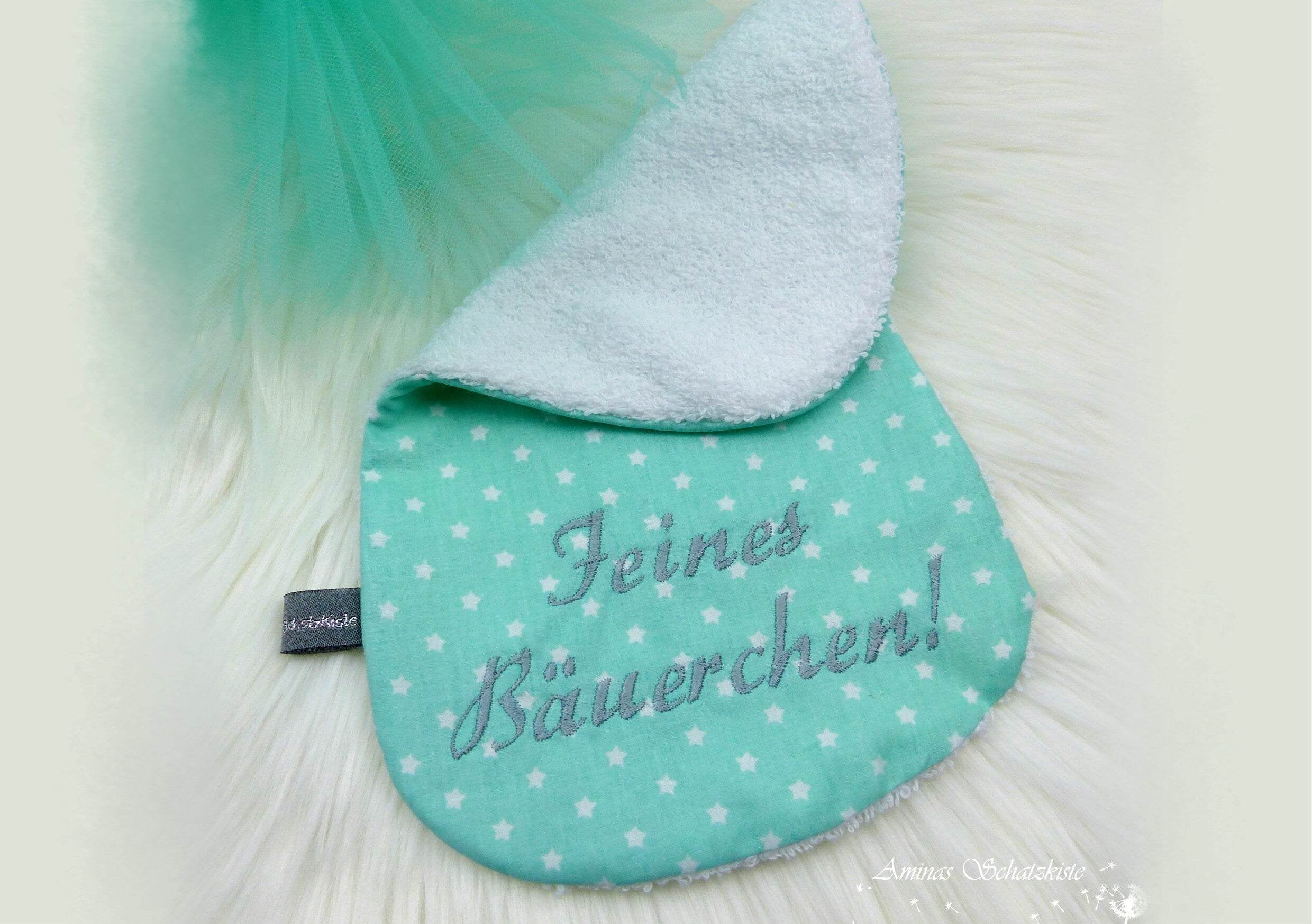 Stickdatei Spucktuch Baby ITH ab 18x30 - Sewando