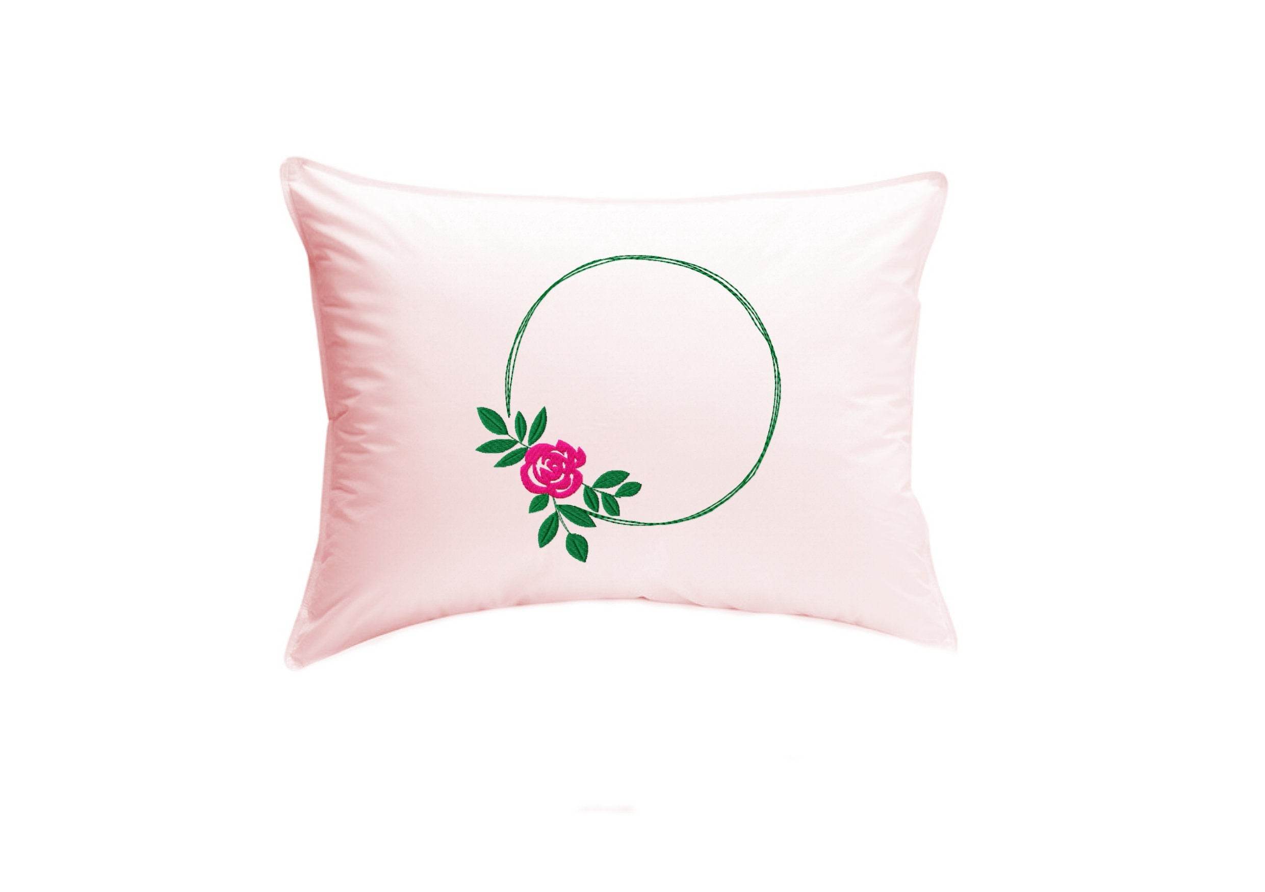 Stickdatei Blumenkreis Rose in vier Größen, sticken, Kranz, Blüte, Rose, Blume, Stickmuster - Sewando