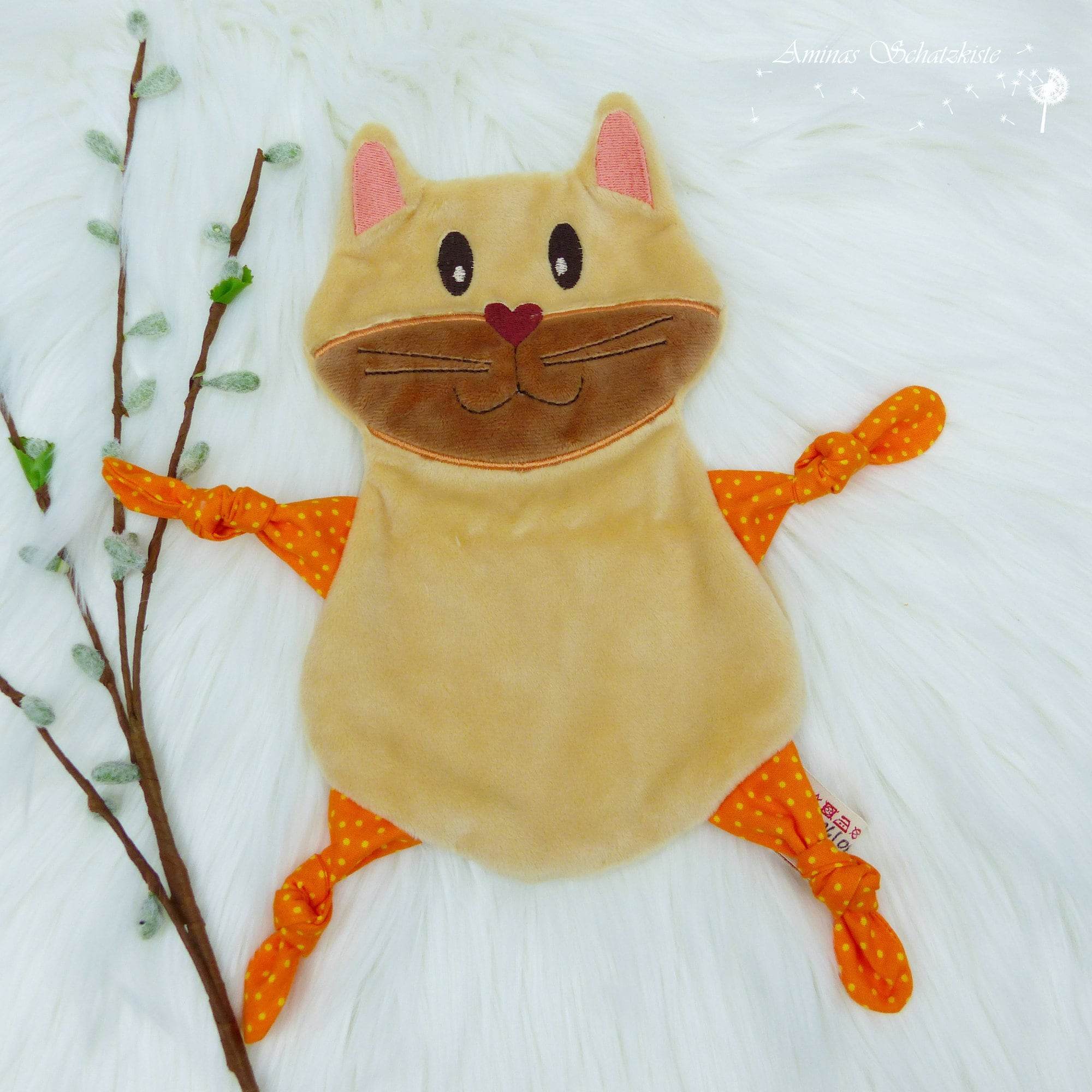 Stickdatei Katze Kuscheltuch ITH Rahmen 13 cm x 18 cm, Schmusetuch, Kuscheltier, Schnuffeltuch, - Sewando