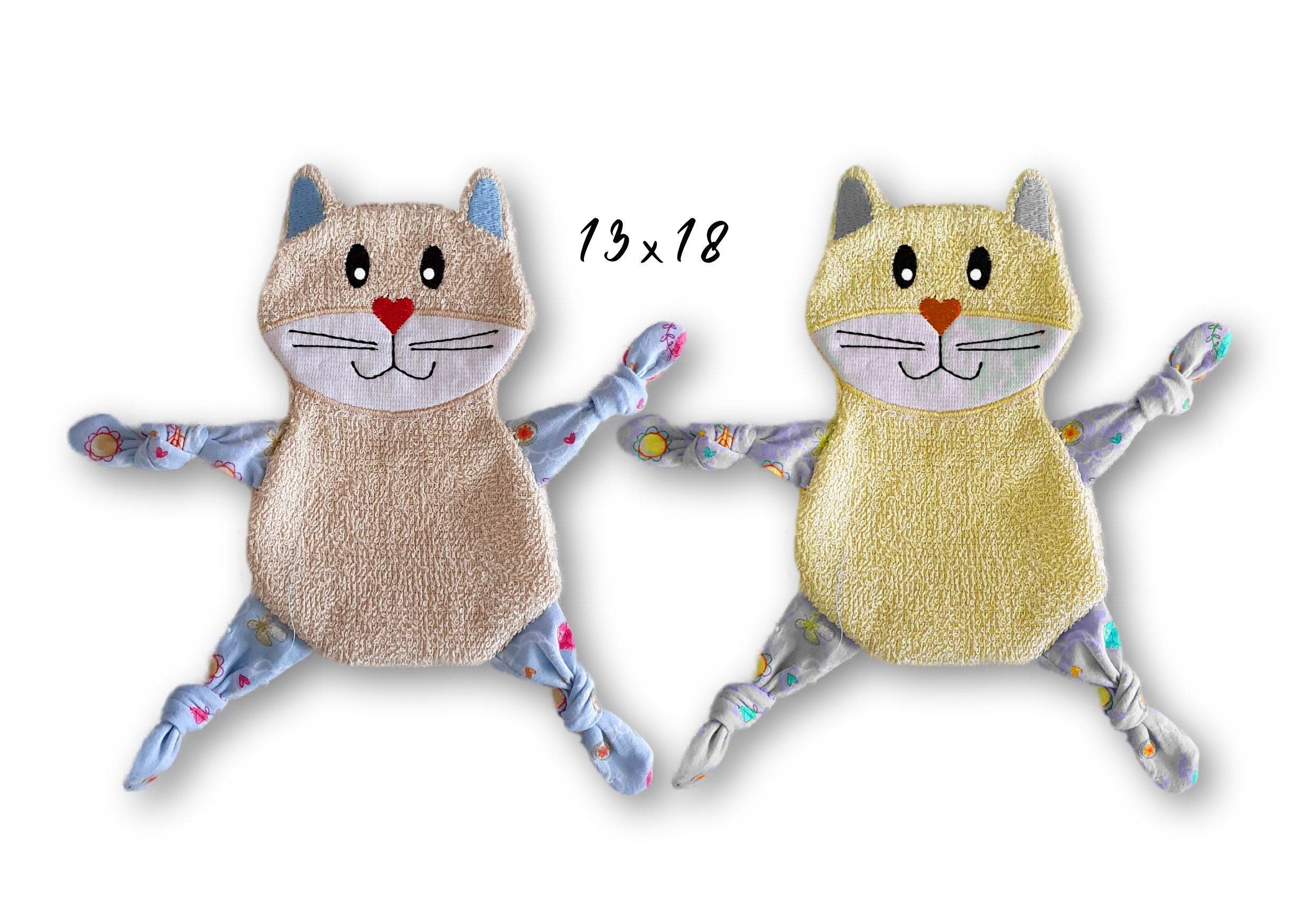 Stickdatei Katze Kuscheltuch ITH Rahmen 13 cm x 18 cm, Schmusetuch, Kuscheltier, Schnuffeltuch, - Sewando