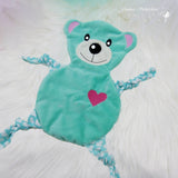 Stickdatei Bär Kuscheltuch Rahmen 13 cm x 18 cm, Baby, Kuscheltier, Schnuffeltuch - Sewando