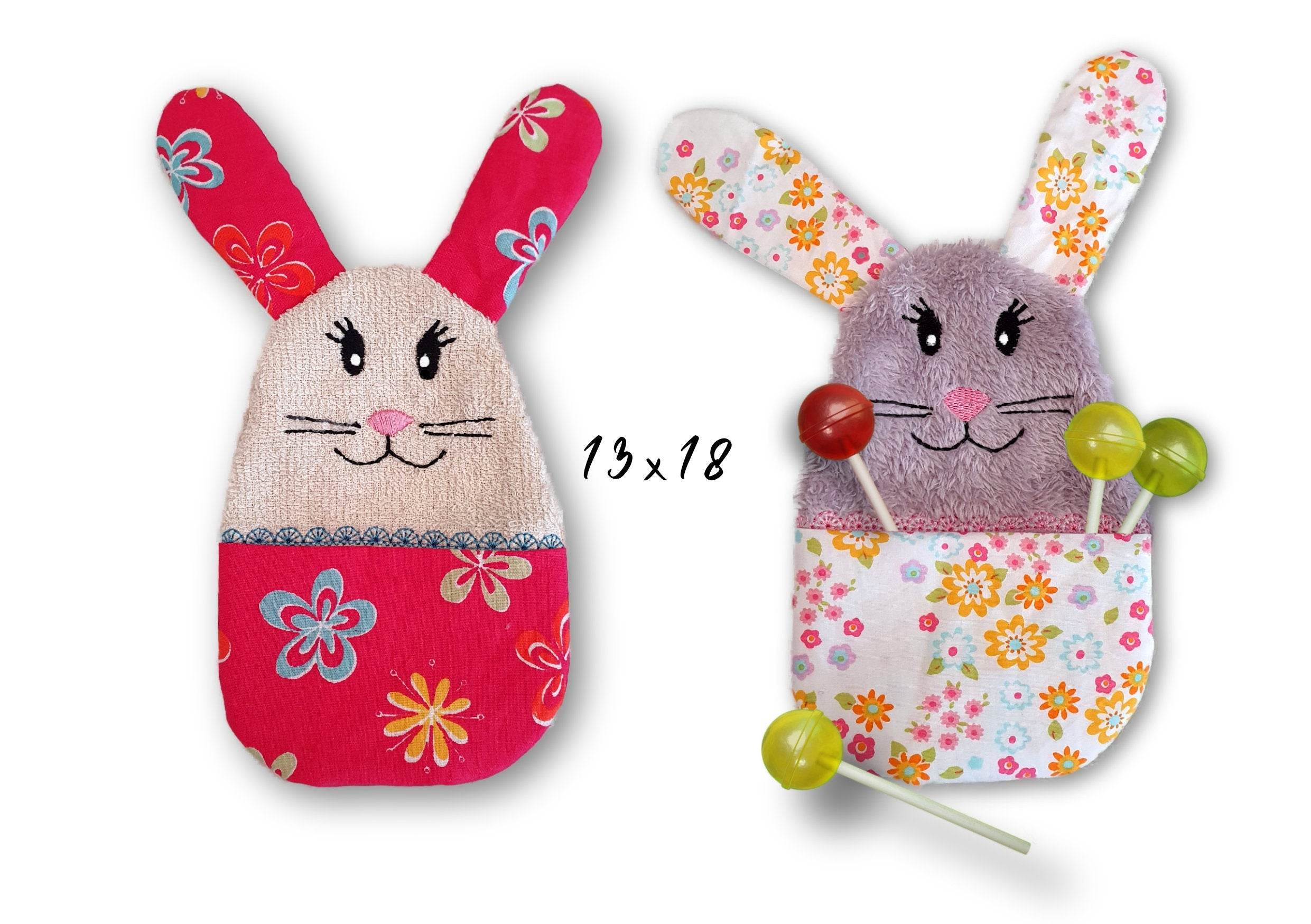Stickdatei Hase Kuscheltuch mit Bauchtasche für den Rahmen 13 cm x 18 cm, Schmusetuch, Kuscheltier - Sewando