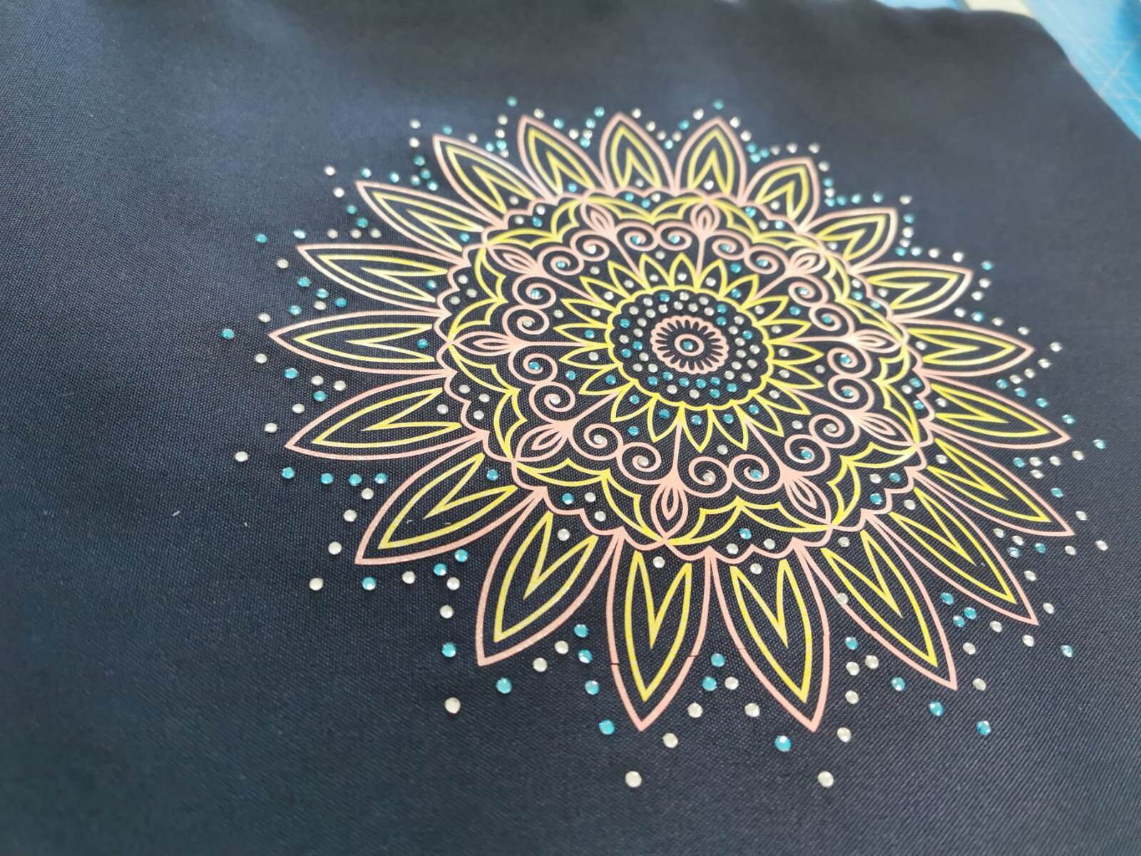 Plotterdateien-Bundle BLUMEN-MANDALA STRASS svg + dxf - Sewando