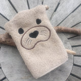 Otter-Waschlappen Stickdatei ITH 13x18 Waschhandschuh Anleitung in deutscher Sprache - Sewando