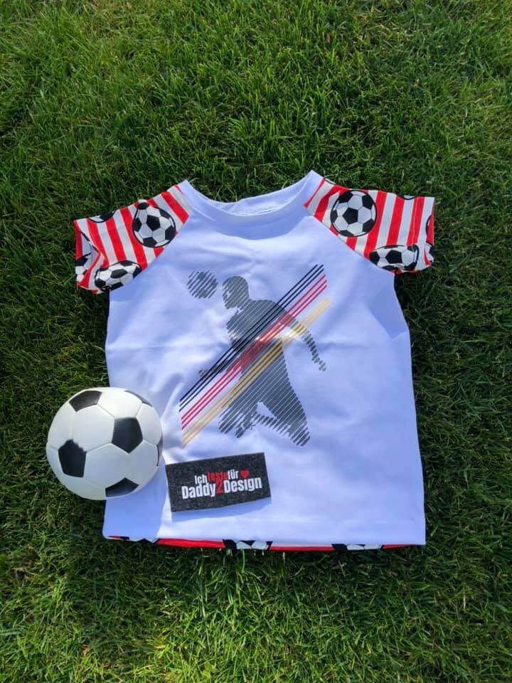 Plotterdatei LINEART FUSSBALL mit Farbstreifen personalisierbar / Folie Illusions svg dxf - Sewando