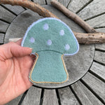 Abschminkpad Fliegenpilz Stickdatei ITH 10x10 cm Waschpad Pilz Pad Herbst - Sewando