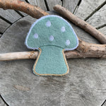 Abschminkpad Fliegenpilz Stickdatei ITH 10x10 cm Waschpad Pilz Pad Herbst - Sewando