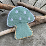 Abschminkpad Fliegenpilz Stickdatei ITH 10x10 cm Waschpad Pilz Pad Herbst - Sewando