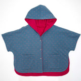 Schnittmuster Set PAULA DADO Poncho mit Kapuze in Blau und Rot, ideal für Kinder, digitales PDF-Schnittmuster.