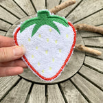 Abschminkpad Erdbeere Stickdatei ITH 10x10 cm Waschpad Garten Obst Erdbeerzeit - Sewando