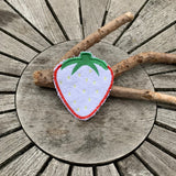Abschminkpad Erdbeere Stickdatei ITH 10x10 cm Waschpad Garten Obst Erdbeerzeit - Sewando