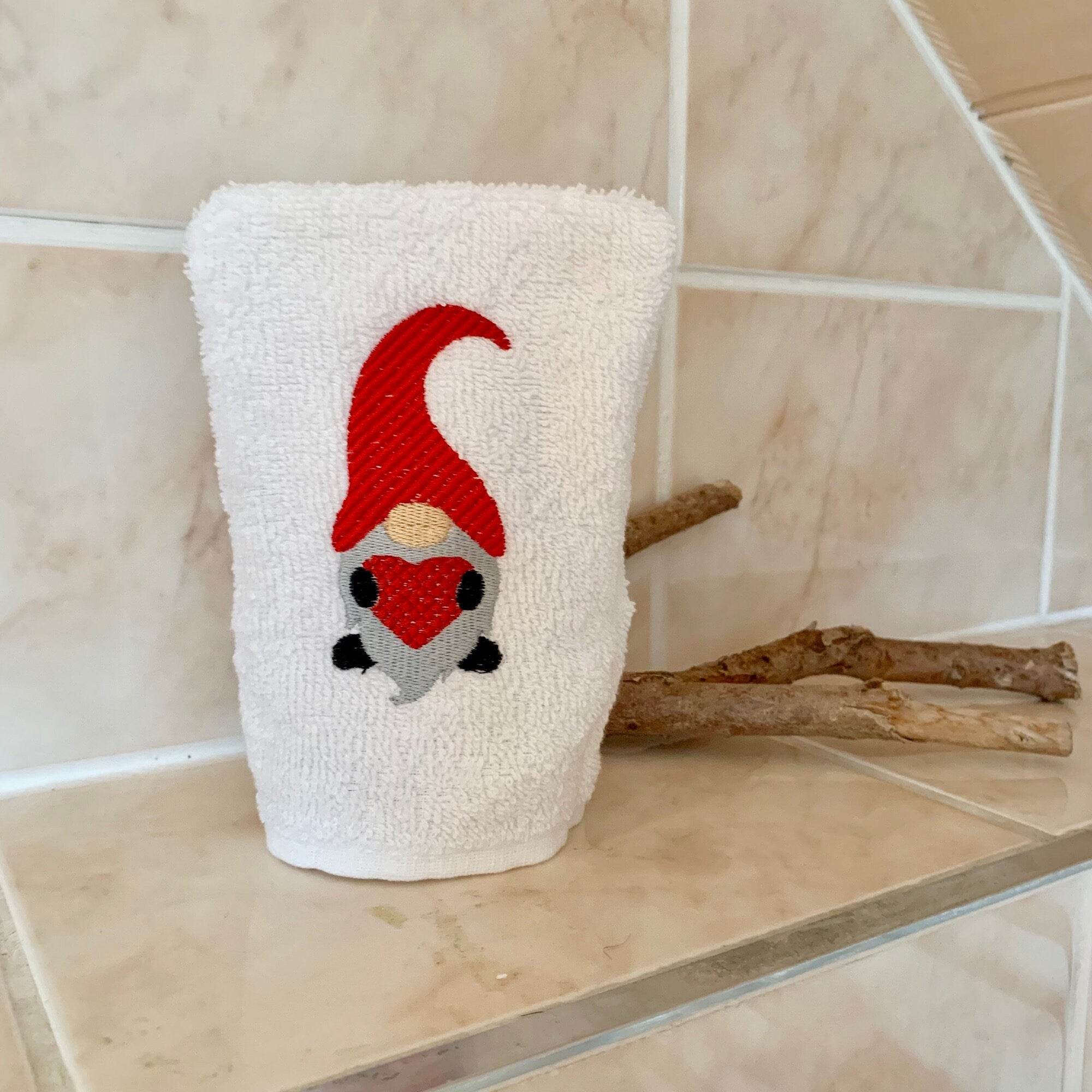 Gnom-Waschlappen Stickdatei ITH 13x18 Waschhandschuh Wichtel Gnome Weihnachten Anleitung in deutscher Sprache - Sewando