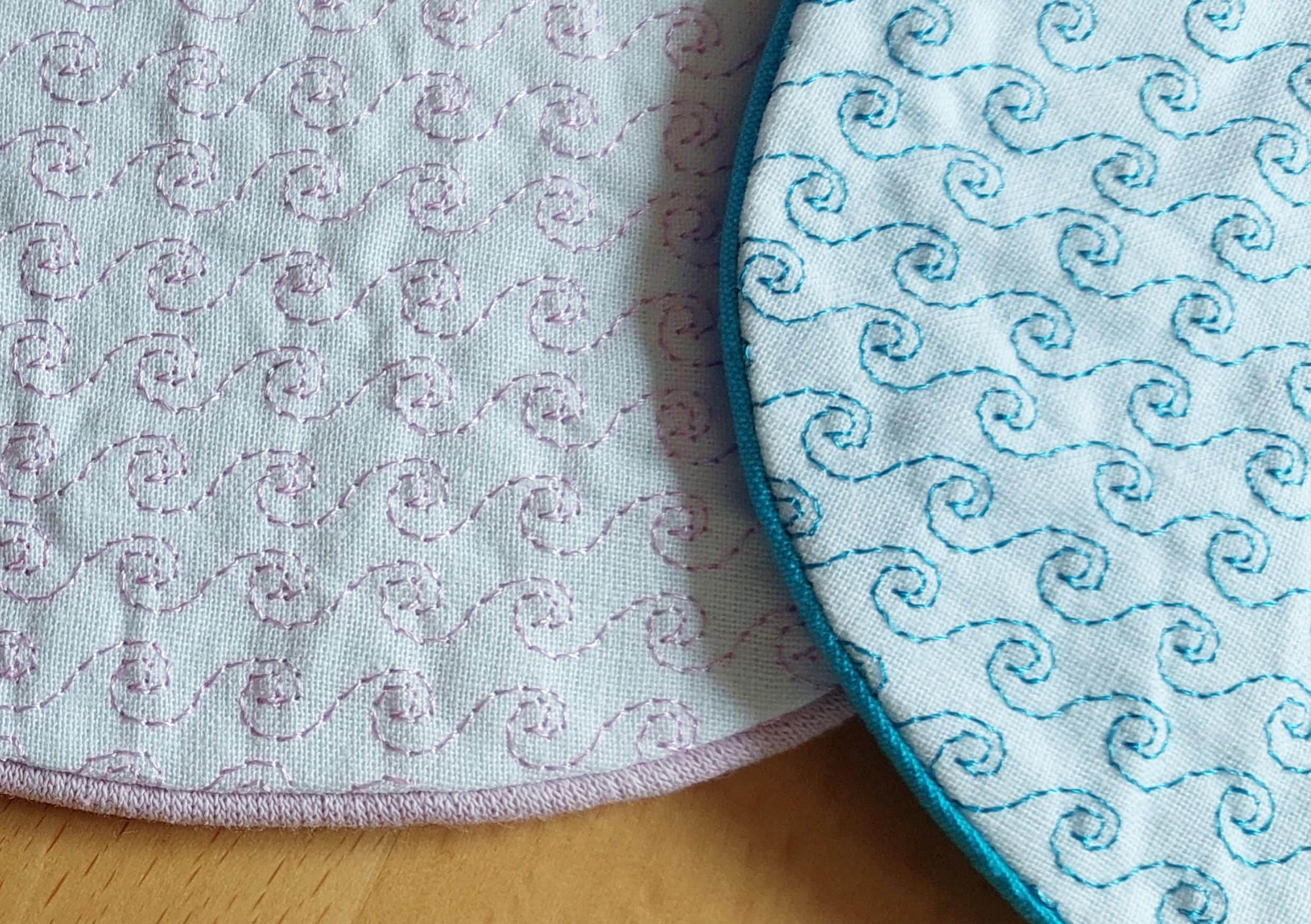 Stickdatei Latz Kragen ITH zwei Größen, 16x26 und 18x30, Baby, Kind, Lätzchen - Sewando