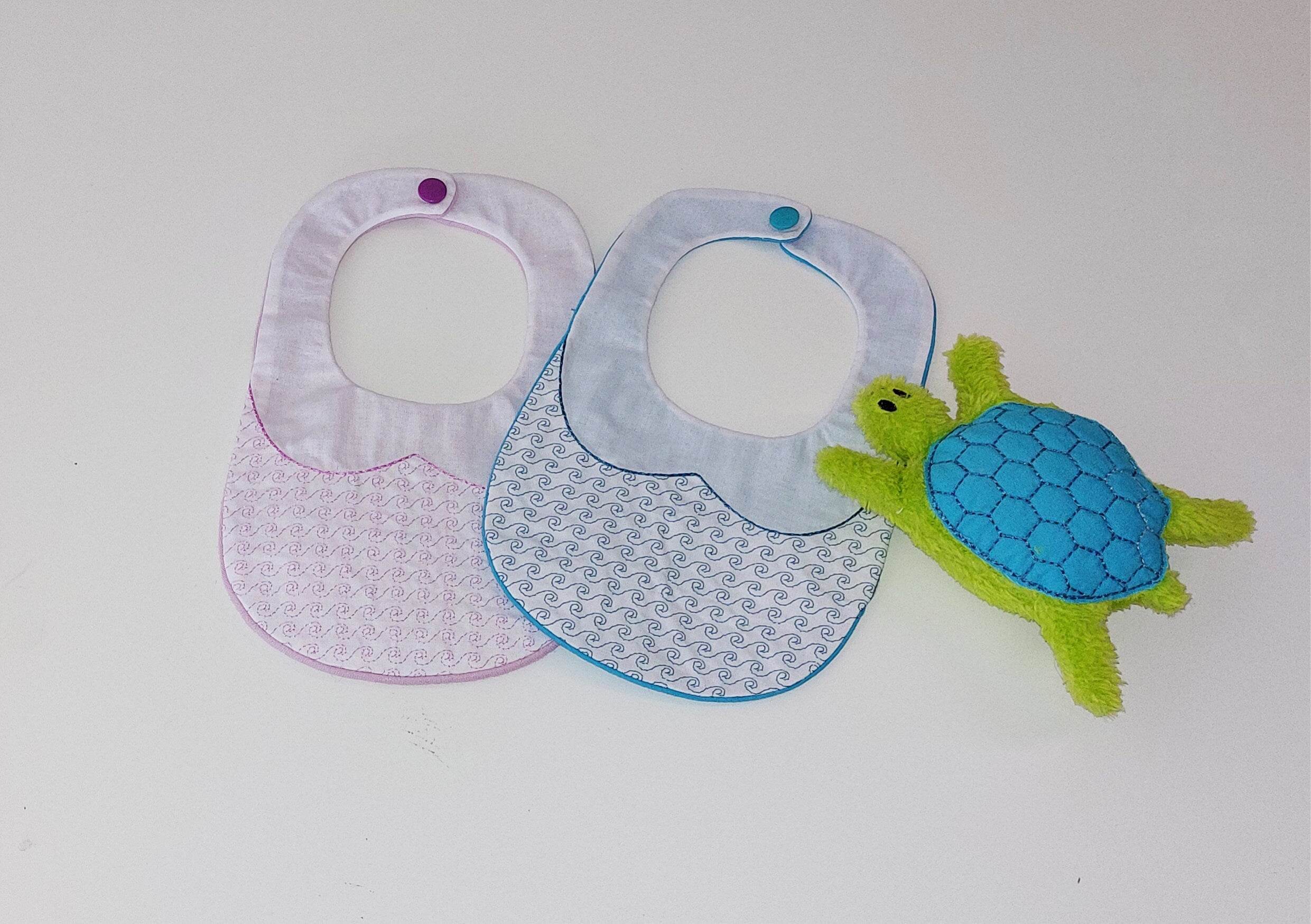 Stickdatei Latz Kragen ITH zwei Größen, 16x26 und 18x30, Baby, Kind, Lätzchen - Sewando