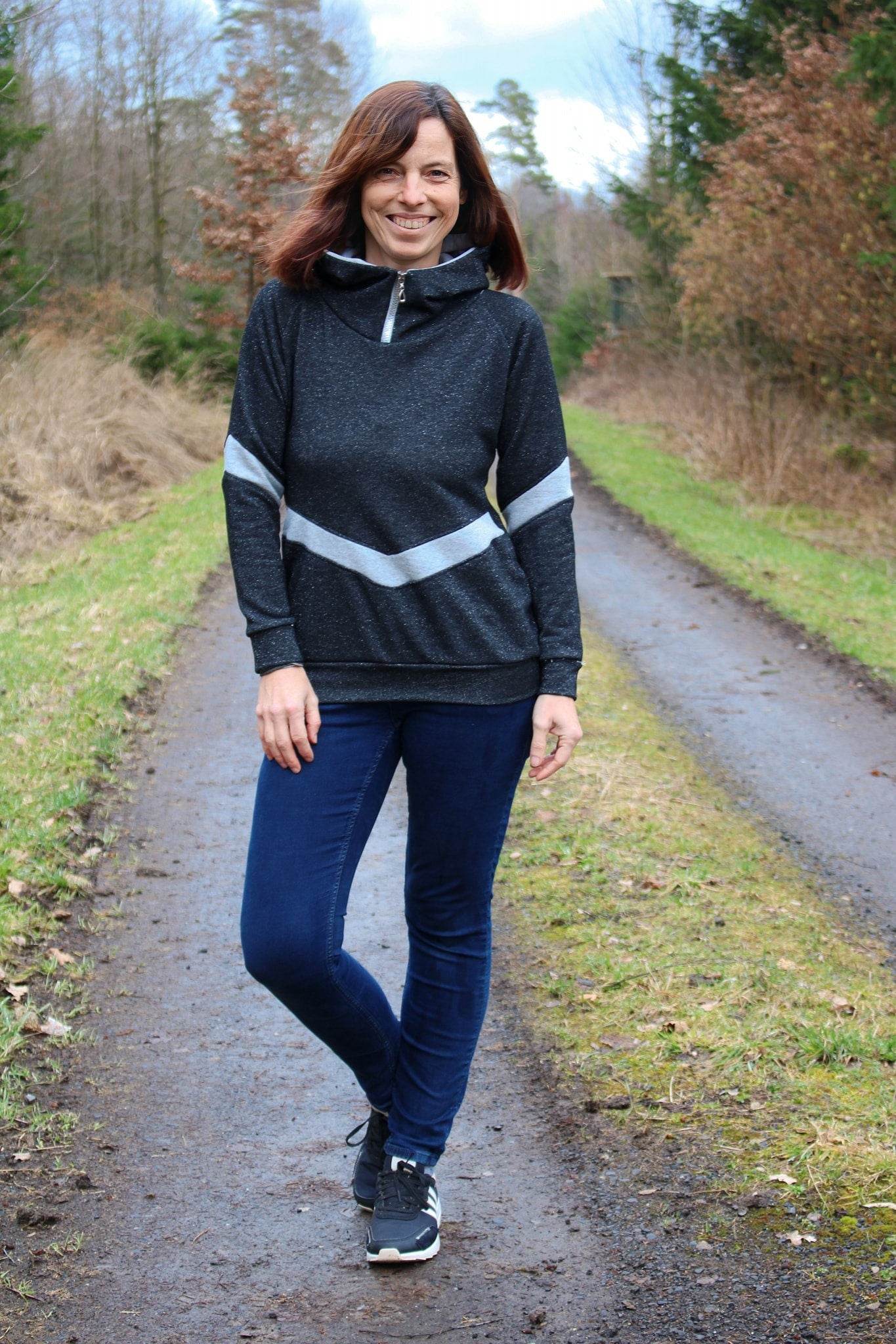 PDF-Schnittmuster Hoodie Mrs. Jona – Gr. 32-54 | mit hohem Kapuzensteg - Sewando