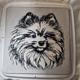 Stickdatei Applikation Deutscher Spitz "Sascha" - realistisch - FÜR HELLE & DUNKLE STOFFE