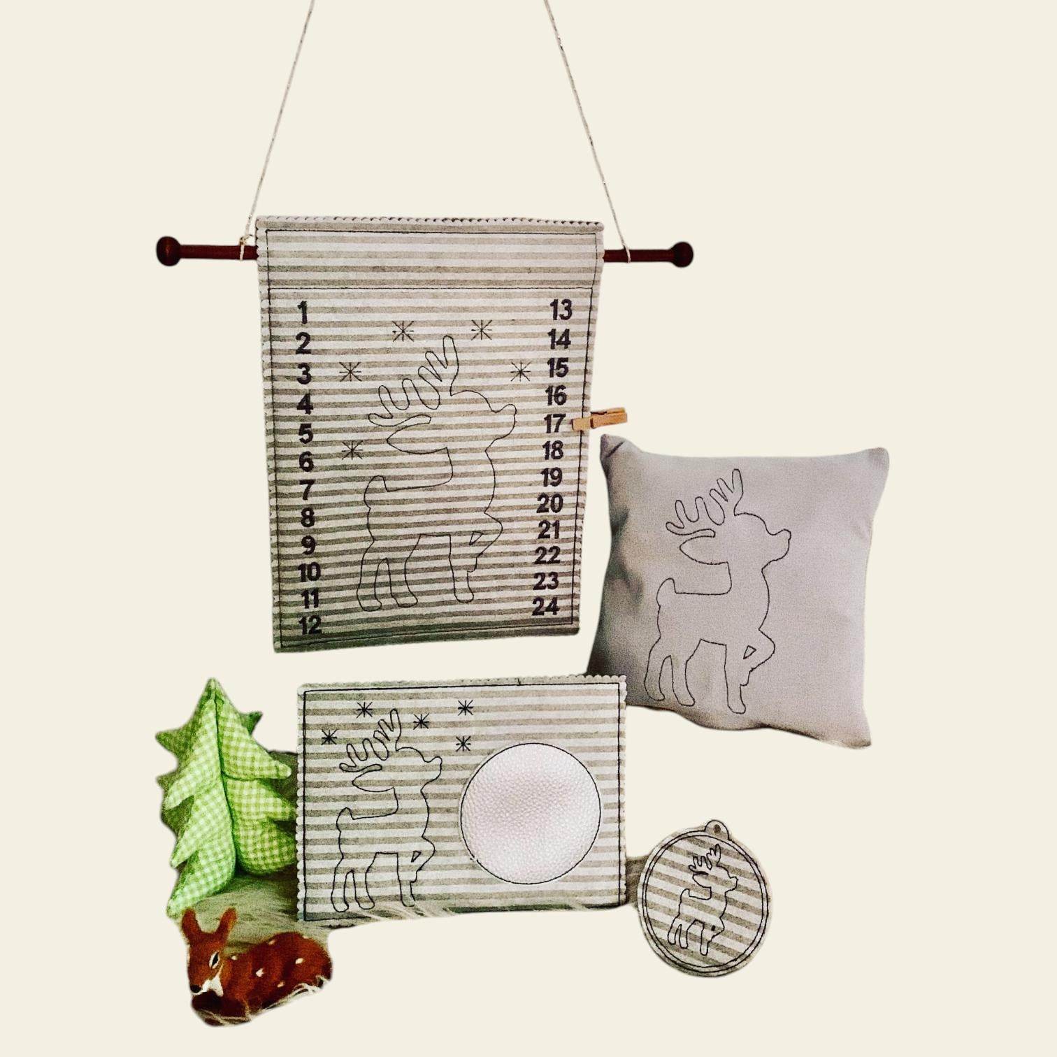 Stickdatei Rentier Adventskalender Geschenkanhänger Mug Rug Set 886a Weihnachten - Sewando
