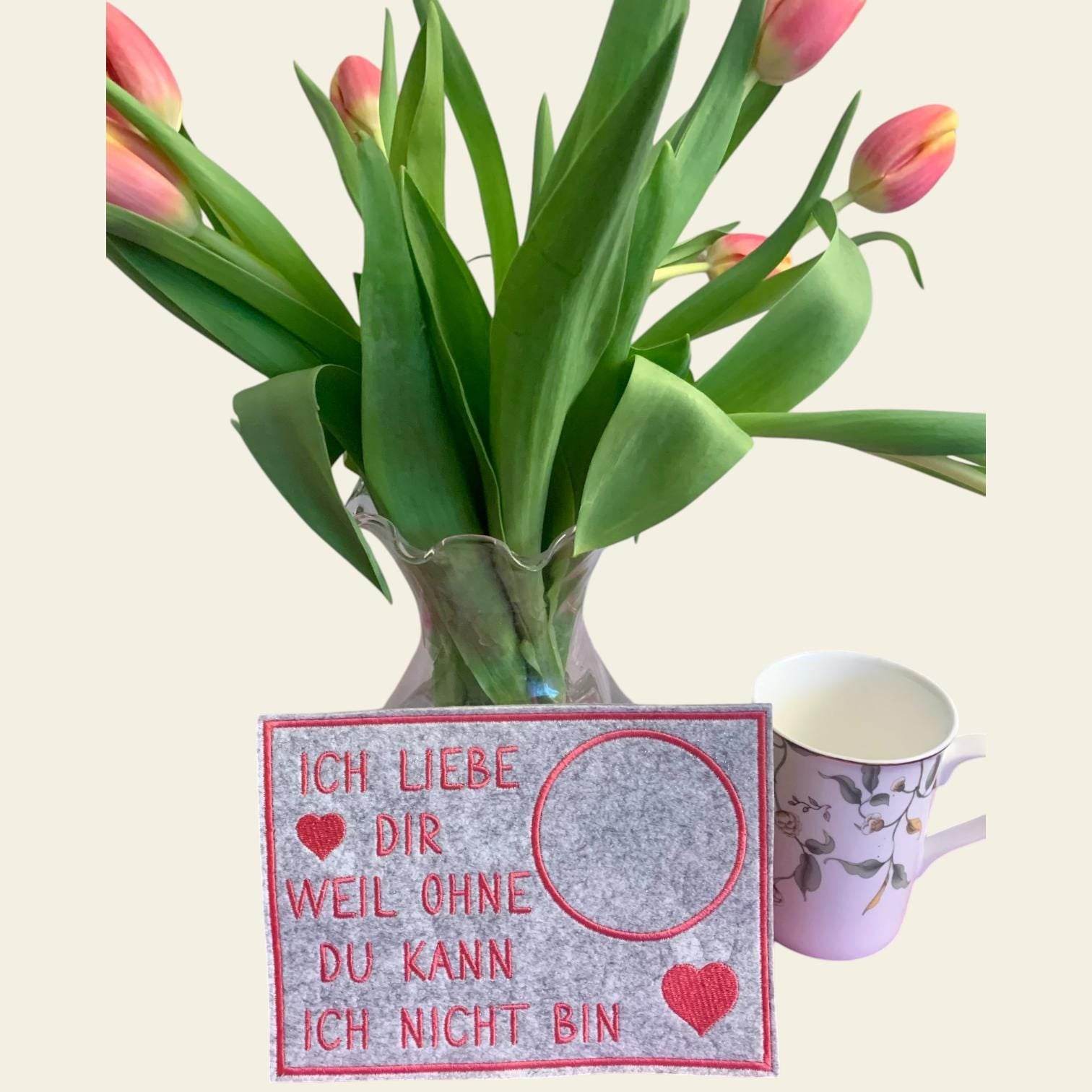 Stickdatei Mug Rug In the Hoop 807 Untersetzer für Tasse Kaffee Tee Liebe - Sewando
