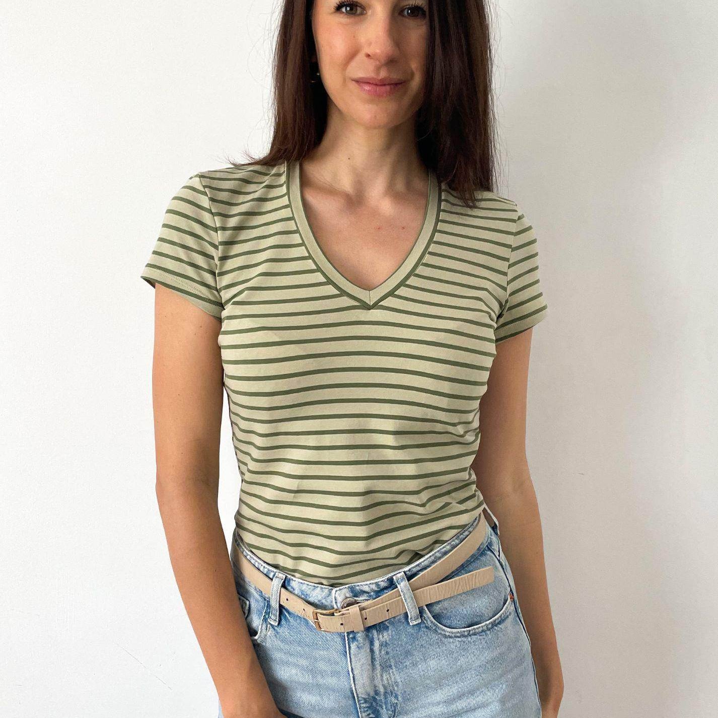 enges T-Shirt versch. Ausschnitte, C/D+ Cup, FITTED SHIRT, Gr. 32-50, PDF Schnittmuster - Sewando