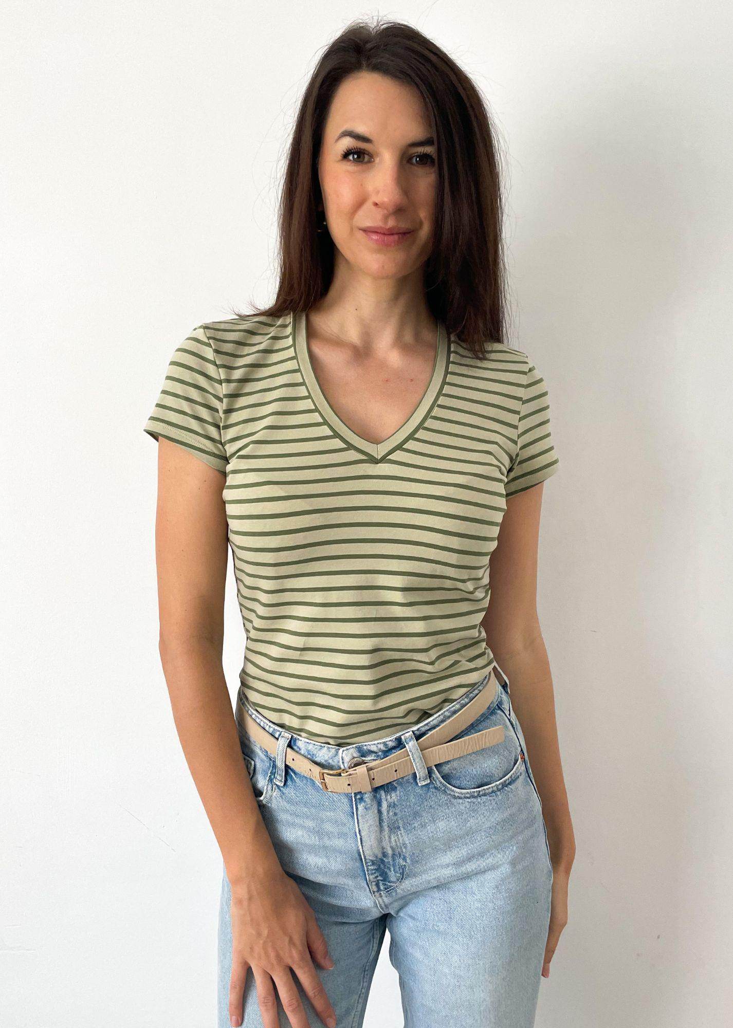 enges T-Shirt versch. Ausschnitte, A/B Cup, FITTED SHIRT, Gr. 32-50, PDF Schnittmuster - Sewando
