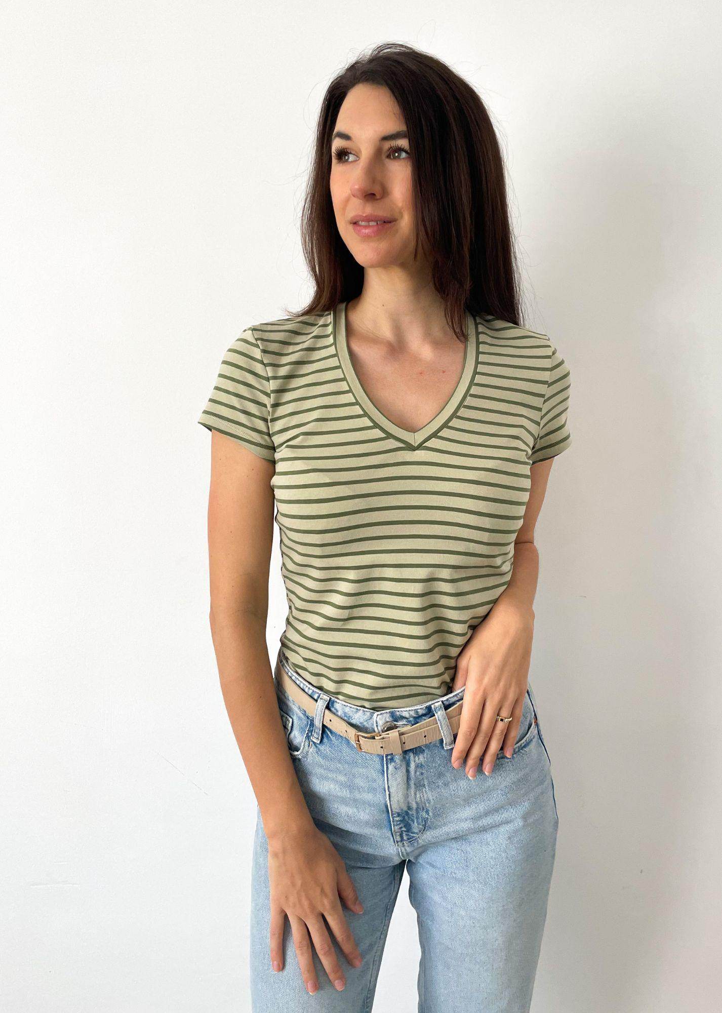 enges T-Shirt versch. Ausschnitte, A/B Cup, FITTED SHIRT, Gr. 32-50, PDF Schnittmuster - Sewando