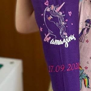 Einhorn Stickdatei, fröhliches Doodle Kindermotiv für deine Stickmaschine - Sewando