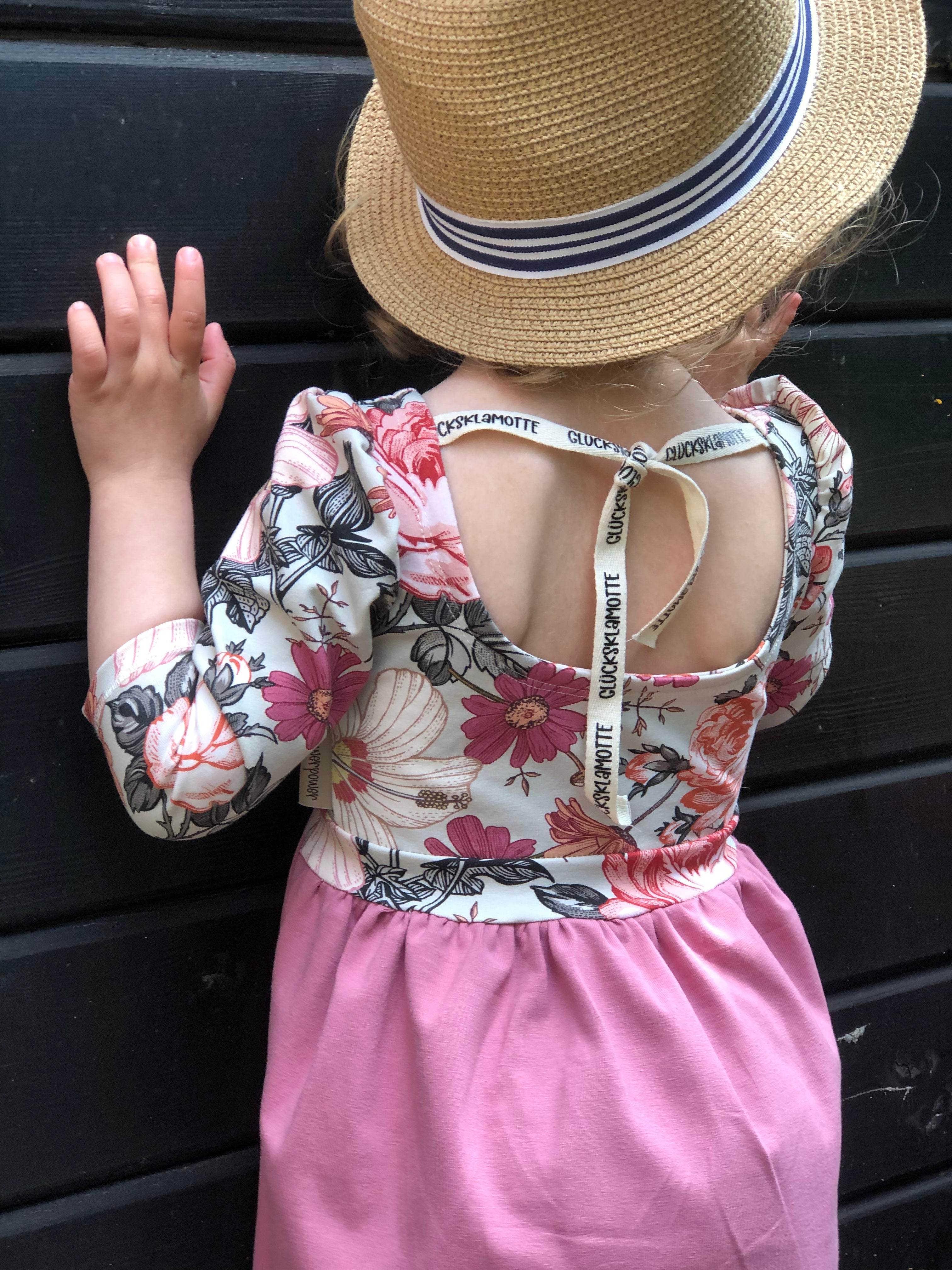 Schnittmuster Kleid Jana MiniMe Gr. 86-140 - Sewando