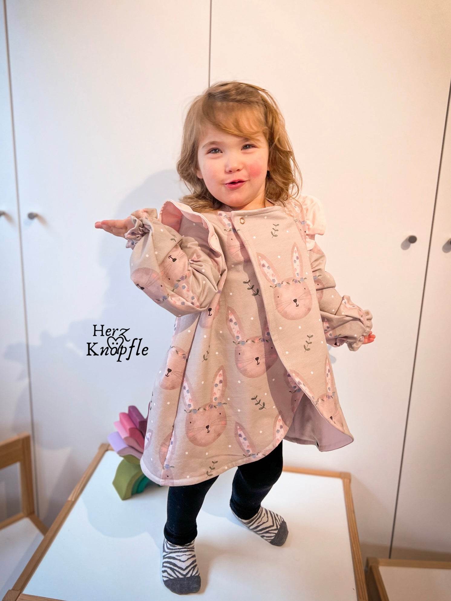 Schnittmuster Cardigan Clara Größen 86-140 - Sewando