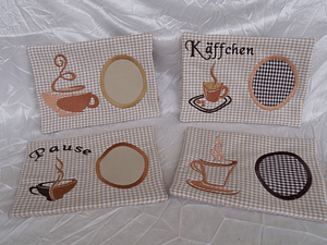 Stickdatei Kaffee Pause Mug Rug In the Hoop Set 133 - Sewando