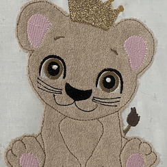 Stickdatei Doodle Löwe / Blume Krone Junge Mädchen Set 736 - Sewando