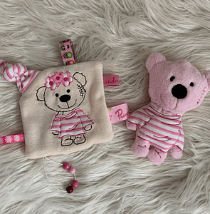 Stickdatei Teddy Girl Geschenkset zur Geburt In the Hoop Set 755 - Sewando