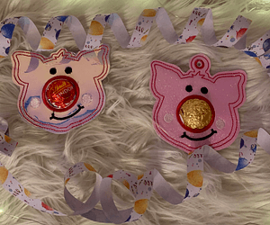 Stickdatei Silvester Kleeblatt Schwein mit Schoki Nase 10x10 Set 774 - Sewando