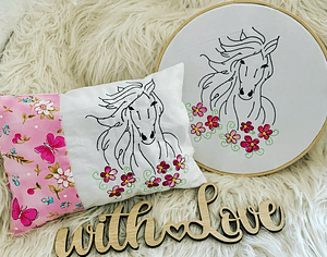 Stickdatei Pferd mit Blumen Set 871 - Sewando