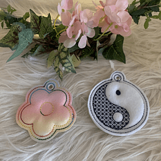 Stickdatei 3D Schlüsselanhänger 1 Blume, Herz, Stern, Ying Yang, Set 879 - Sewando