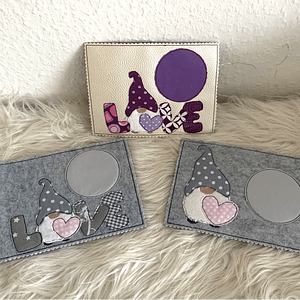 Stickdatei Mug Rug Doodle Wichtel Gnome in Love Set 907 - Sewando