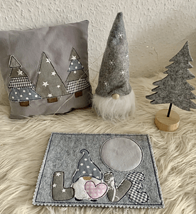 Stickdatei Mug Rug Doodle Wichtel Gnome in Love Set 907 - Sewando