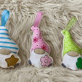 Stickdatei Schlüsselanhänger Wichtel Gnome mit Herz Set 907 - Sewando