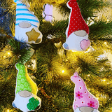 Stickdatei Schlüsselanhänger Wichtel Gnome mit Herz Set 907 - Sewando