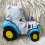 Stickdatei Traktor In the Hoop Kuschelkissen Set 2527 - Sewando