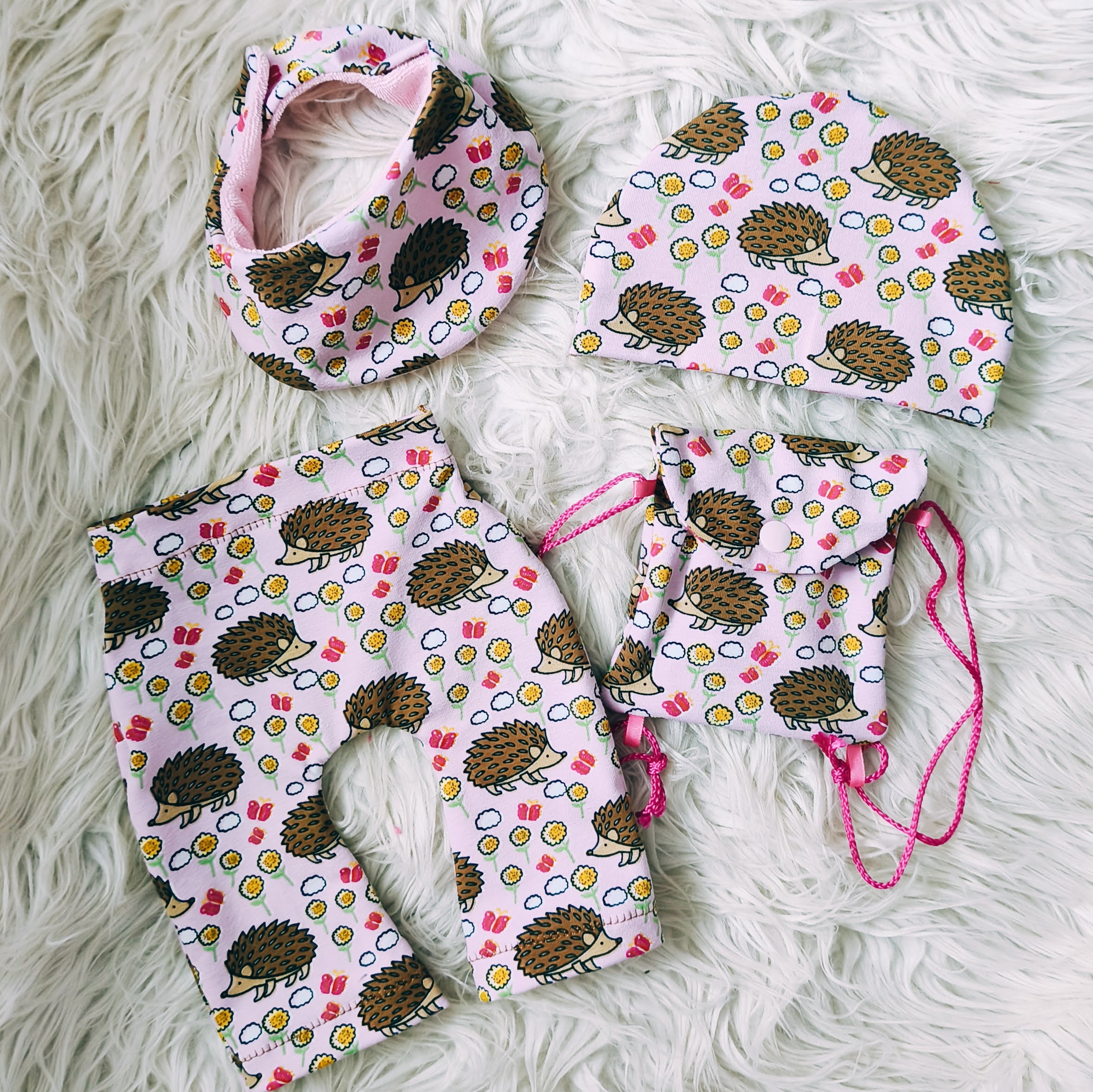 Stickdatei Puppenkleidung für Baby Puppe ca. 36cm Set 2569 - Sewando