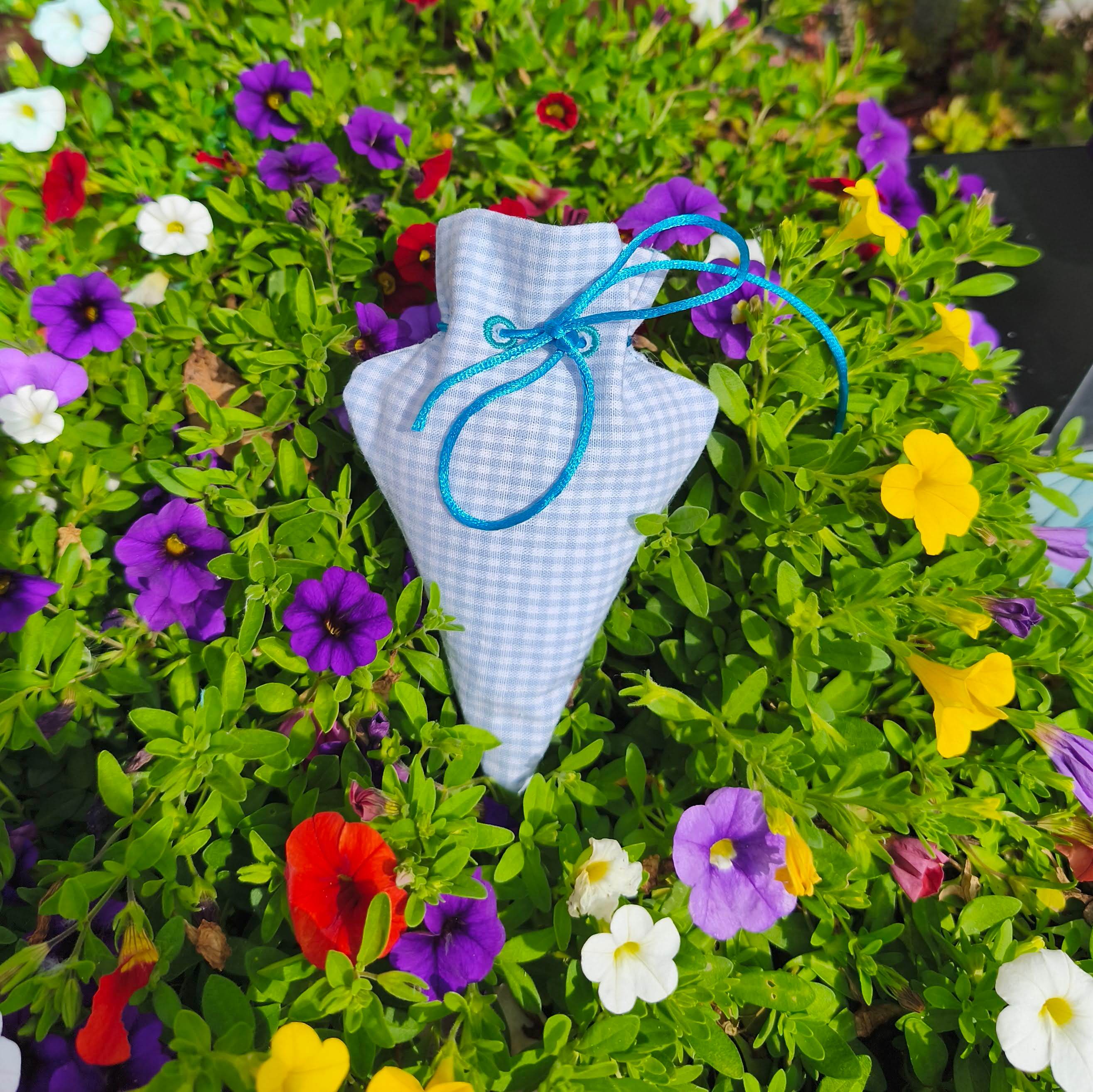 Stickdatei Schultüte Blanko In the Hoop Set 2544a - Sewando