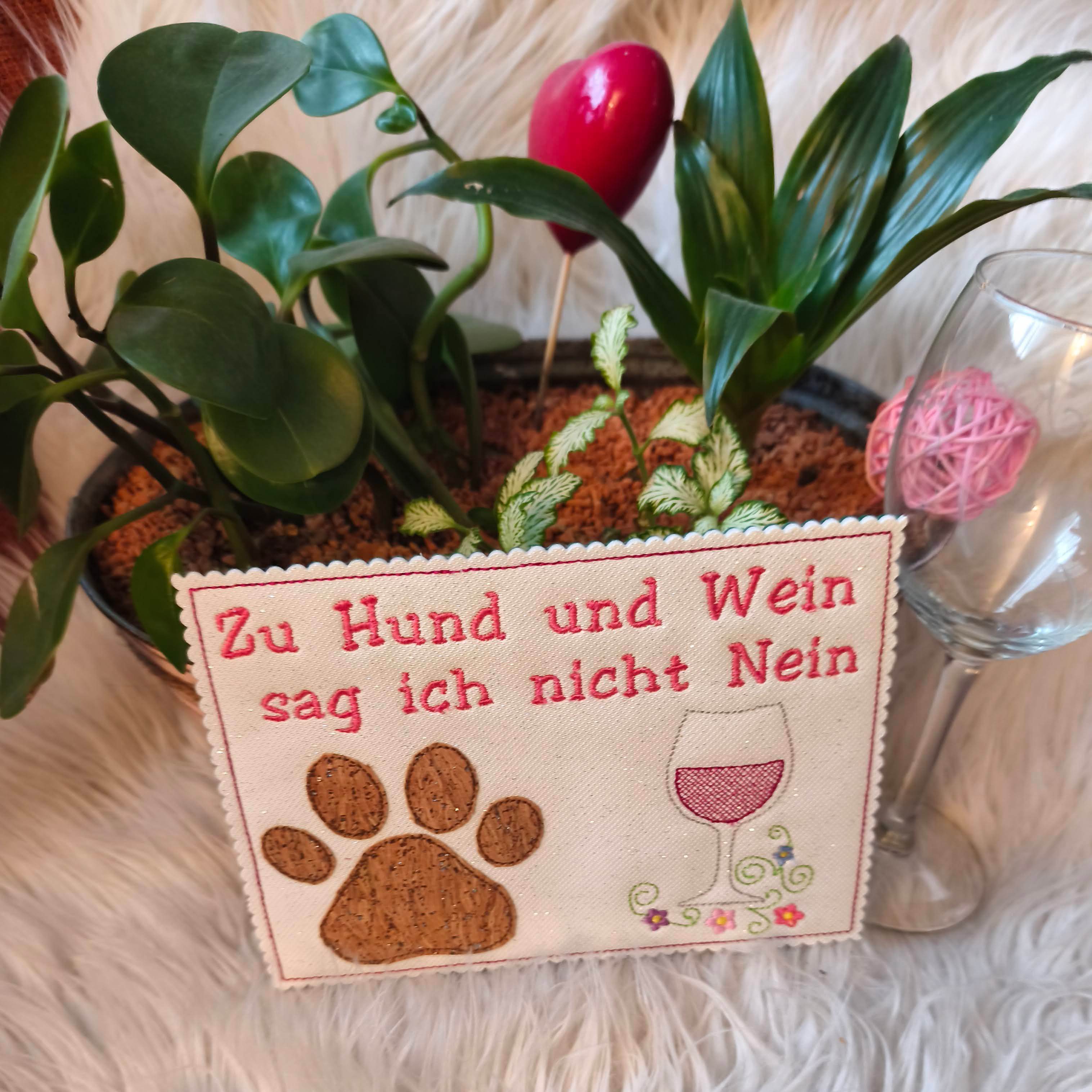 Stickdatei Mug Rug Weinglas Hund und Wein Set 2565 / 2 - Sewando