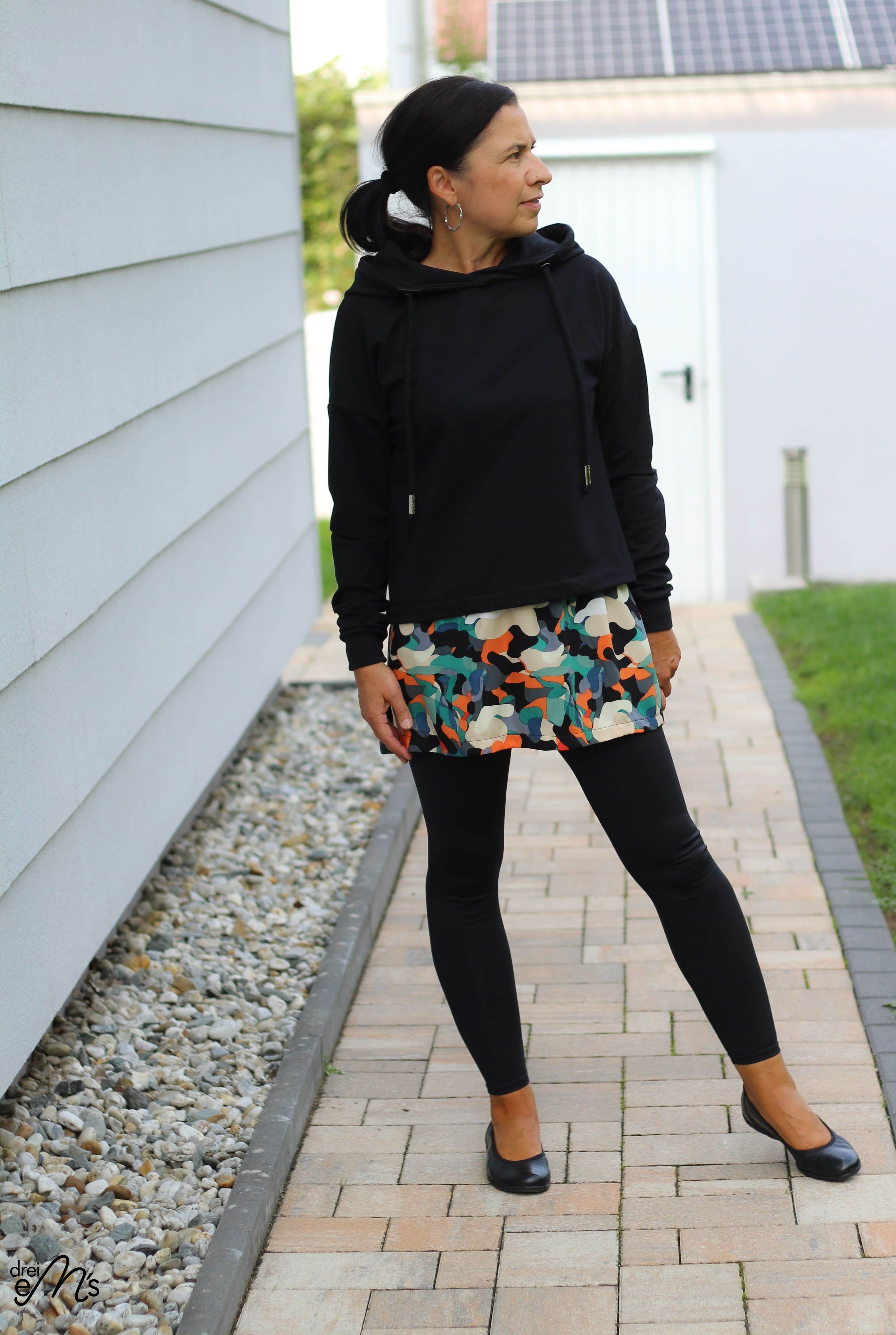 Schnittmuster Hoodie/Kleid/Rock GREDING Gr. 34-56 : - Sewando