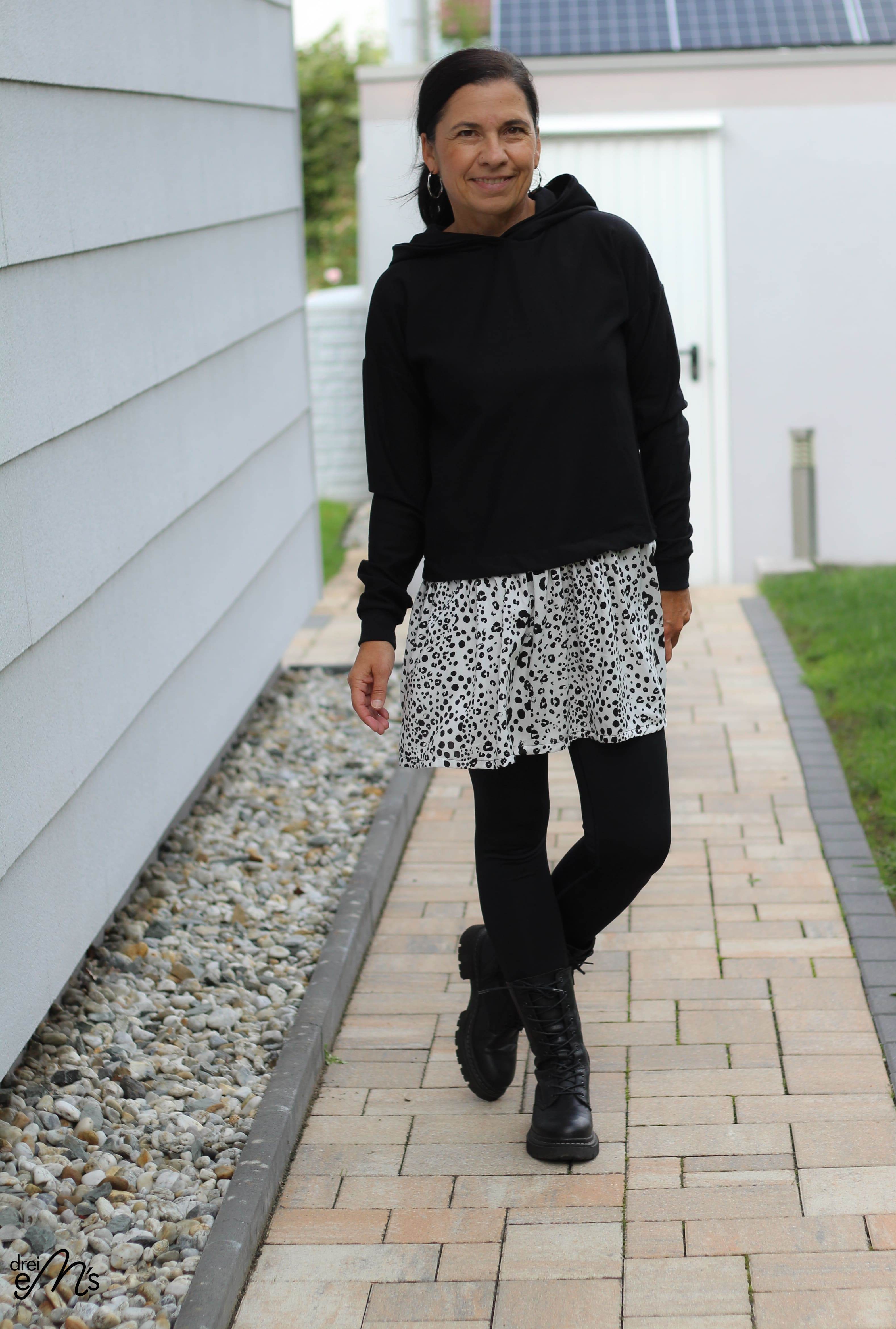 Schnittmuster Hoodie/Kleid/Rock GREDING Gr. 34-56 : - Sewando