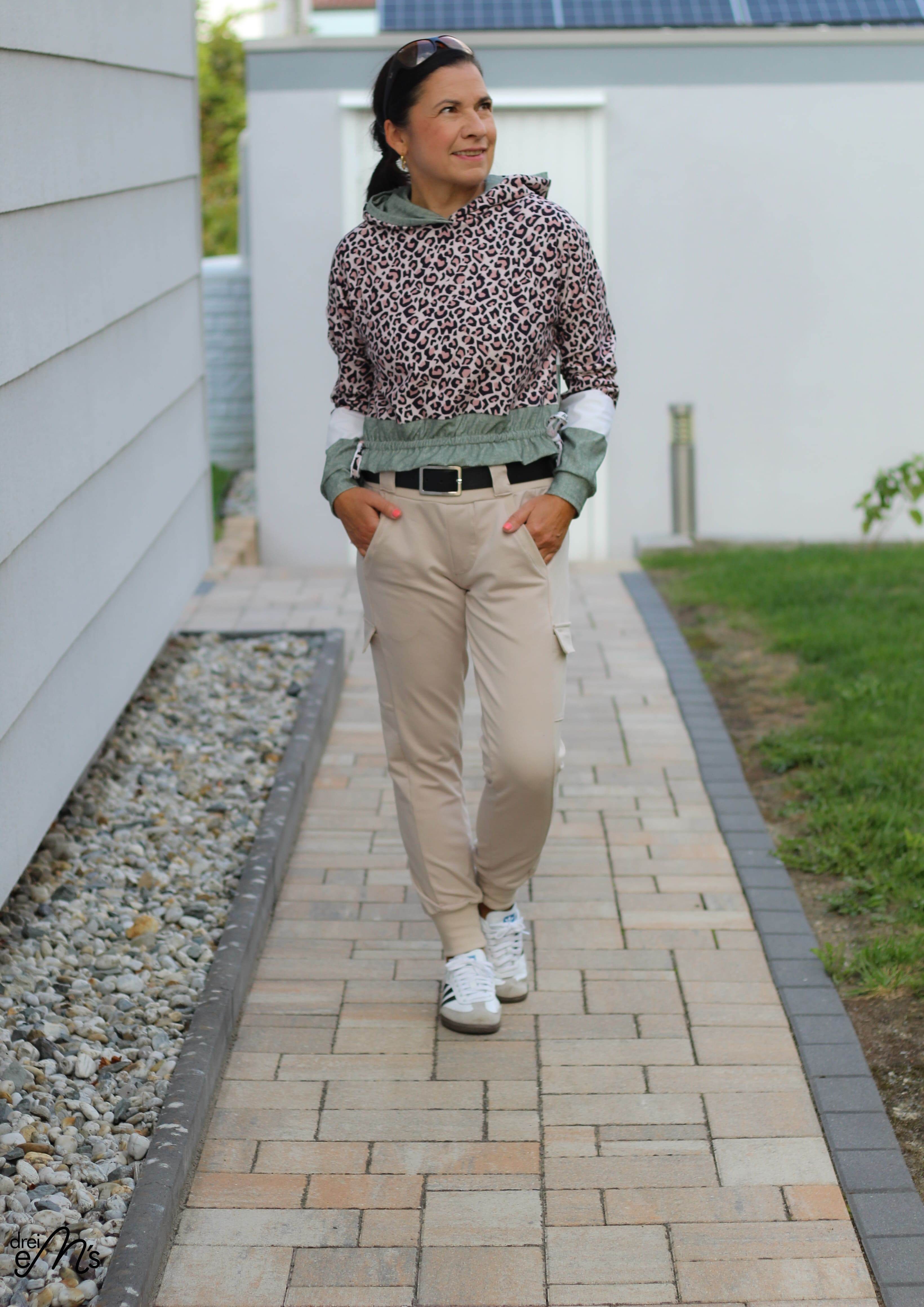 Schnittmuster Hoodie ELLGAU Gr. 34-56 : - Sewando