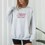 Weihnachtliche Plotterdatei „Coming Home for Christmas“ – Truck mit Nähmaschine & Stoffrollen. Perfekt für Christmas Sweater, Nähfans & kreative DIY-Projekte.