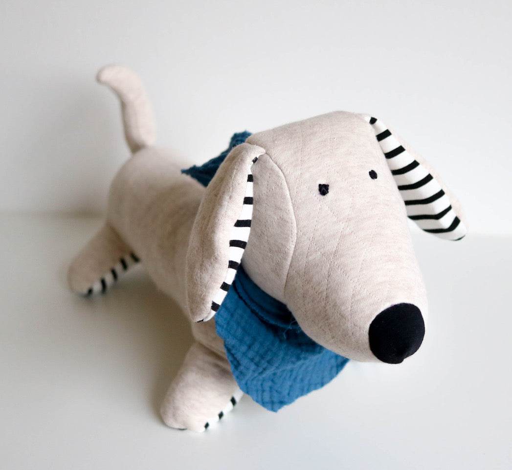 FRED the Sausage-Dog süßer Kuscheldackel Schnittmuster +Video : - Sewando